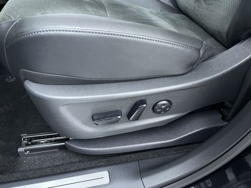 Certified 2024 Nissan Ariya AWD image 13