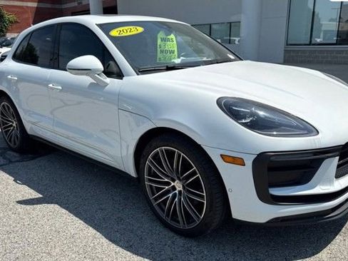 Used 2023 Porsche Macan Turbo AWD/4WD image 4