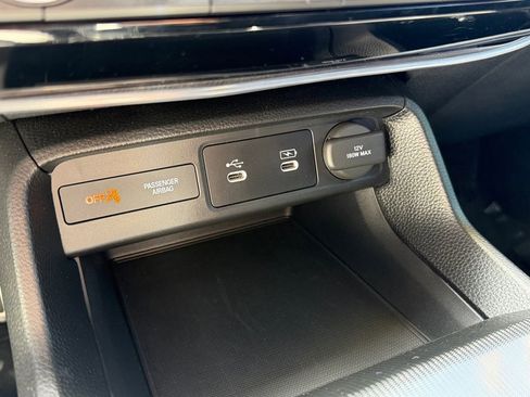 Used 2025 Honda Civic Sport image 27