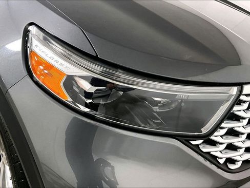 Used 2021 Ford Explorer Platinum w/ Equipment Group 601A image 29