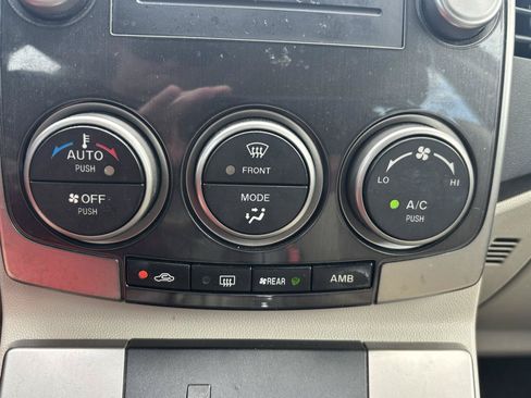 Used 2009 MAZDA MAZDA5 Grand Touring FWD image 13