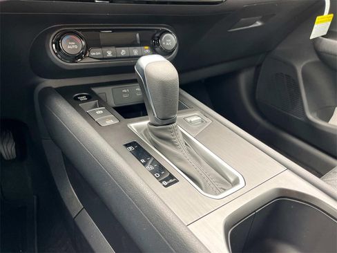 New 2026 Nissan Kicks SV image 28