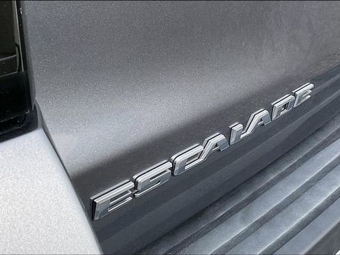 Used 2020 Cadillac Escalade Luxury image 22