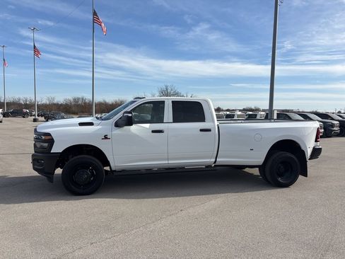 New 2026 RAM 3500 Tradesman image 7