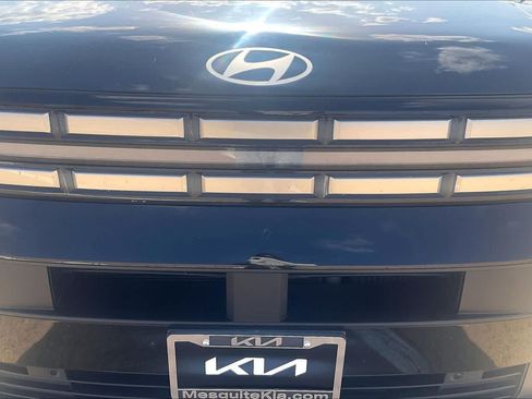 Used 2025 Hyundai Santa Fe SE FWD image 30