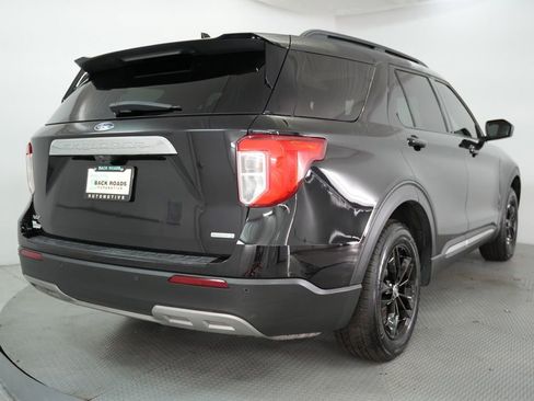 Used 2020 Ford Explorer XLT w/ Equipment Group 202A RWD image 9