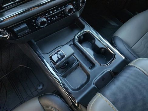 Used 2023 Chevrolet Silverado 1500 ZR2 w/ Technology Package image 23