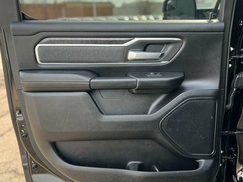 Used 2019 RAM 1500 Big Horn AWD/4WD image 14