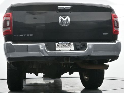 Used 2022 RAM 3500 Limited AWD/4WD image 47