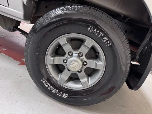 Used 2004 Nissan Frontier XE RWD image 10