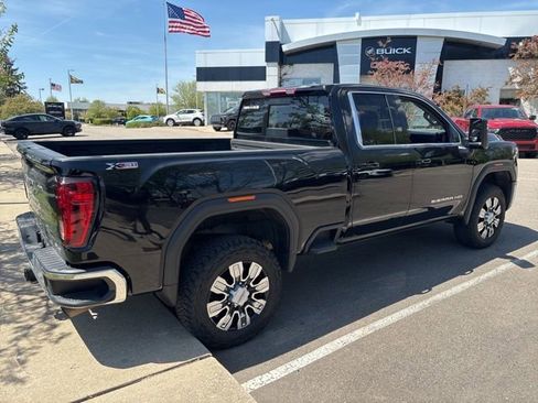 Used 2024 GMC Sierra 2500 SLE w/ SLE Value Package; AWD/4WD image 11