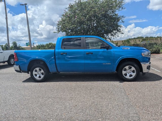 Used 2025 RAM 1500 Big Horn AWD/4WD image 3