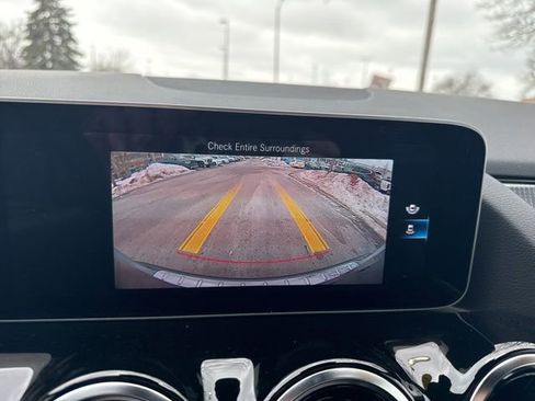 Used 2021 Mercedes-Benz GLA 250 4MATIC image 30