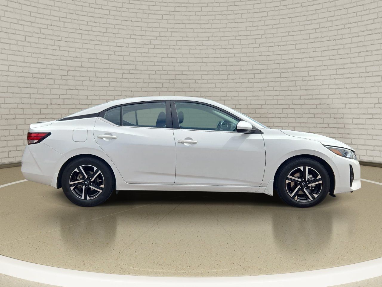 Used 2024 Nissan Sentra SV w/ All-Weather Package FWD image 4