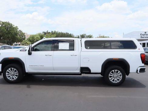 Certified 2022 GMC Sierra 3500 Denali w/ Technology Package AWD/4WD image 6