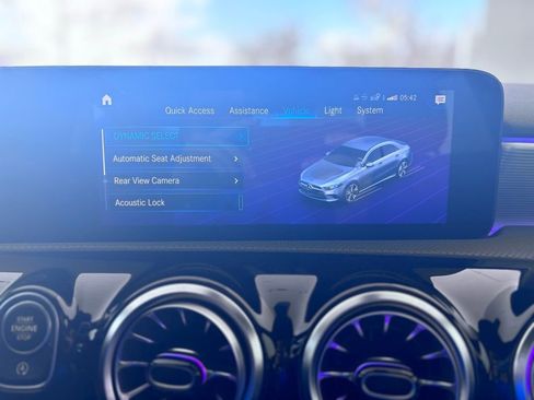 Used 2022 Mercedes-Benz A 220 4MATIC image 26