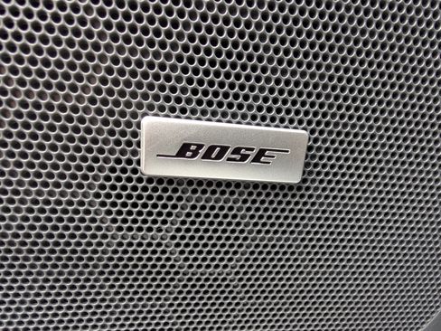 Used 2020 Chevrolet Bolt Premier w/ Infotainment Package image 34