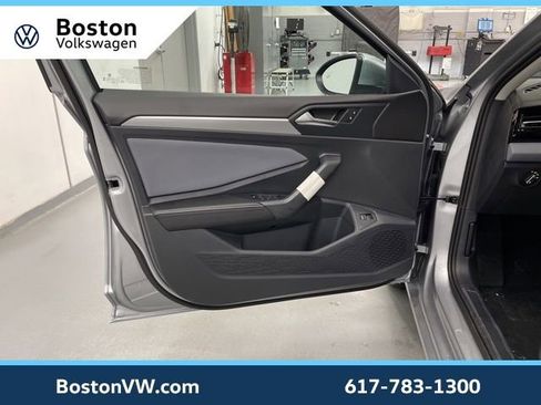 New 2026 Volkswagen Jetta SE FWD image 26