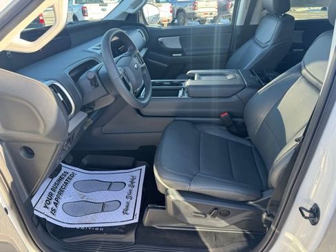 New 2026 Ford Expedition Max Active image 6