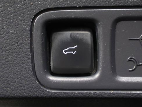 Used 2022 Ford Expedition XLT AWD/4WD image 19