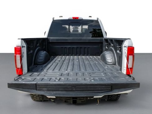 Used 2021 Ford F250 Platinum w/ FX4 Off-Road Package AWD/4WD image 60