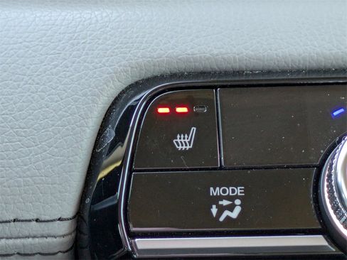 Used 2024 Honda Pilot Touring image 24