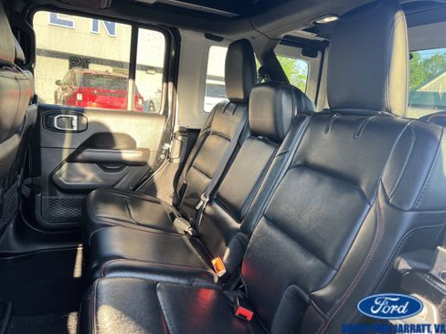 Used 2021 Jeep Wrangler Unlimited Rubicon AWD/4WD image 10
