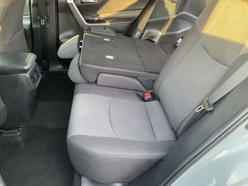 Used 2021 Toyota RAV4 XLE image 36