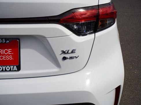 New 2026 Toyota Corolla XLE image 10