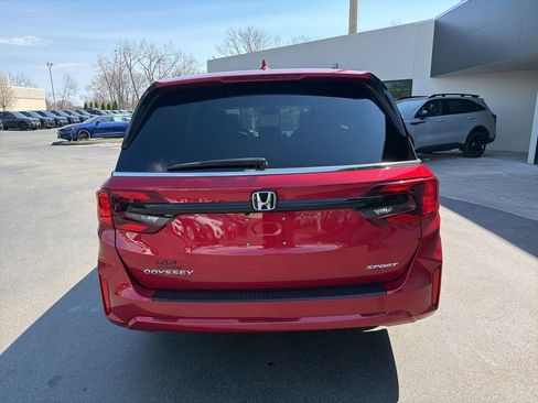 Used 2025 Honda Odyssey Sport-L image 7