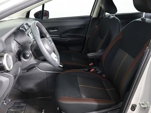 Used 2022 Nissan Versa SR w/ Convenience Package FWD image 14