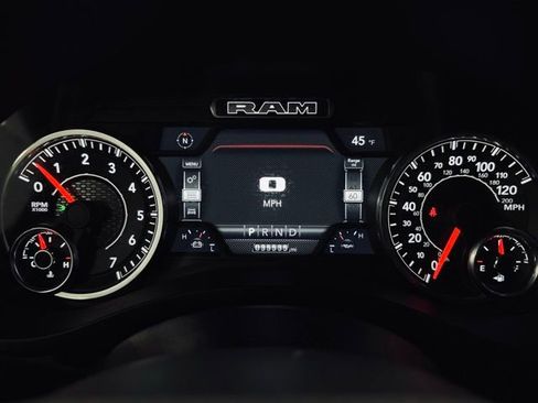 Used 2022 RAM 1500 Laramie image 28