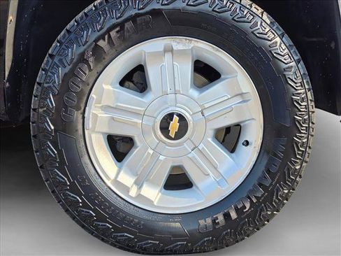 Used 2013 Chevrolet Silverado 1500 LT w/ All-Star Edition AWD/4WD image 9