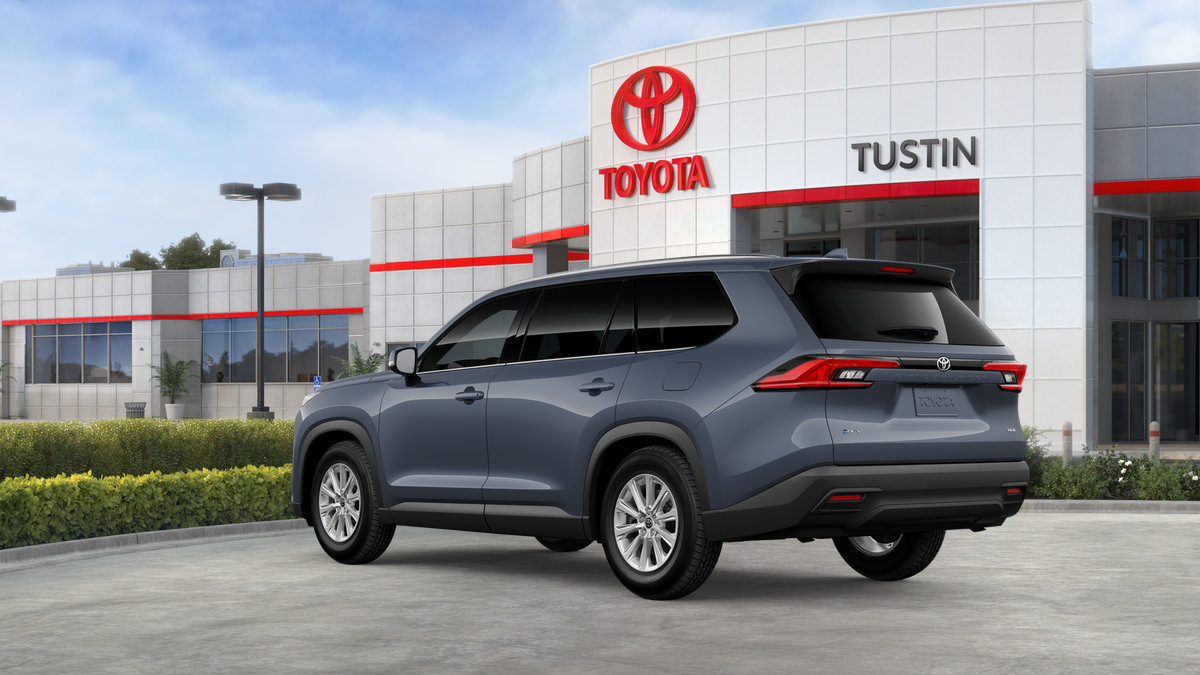 New 2026 Toyota Grand Highlander XLE FWD image 8