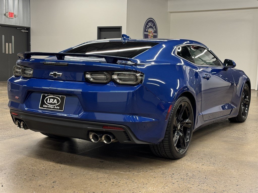 Used 2019 Chevrolet Camaro SS RWD image 15
