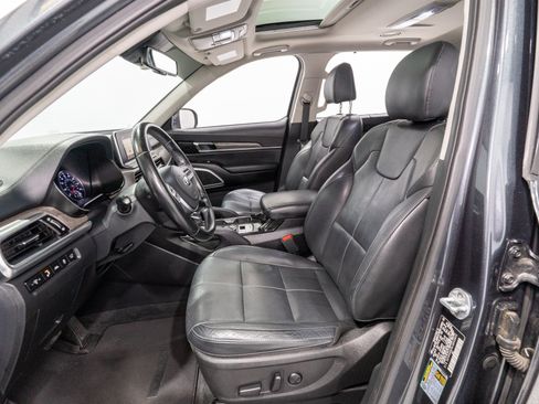 Used 2020 Kia Telluride EX w/ Towing Package FWD image 13