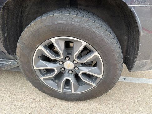 Used 2022 Chevrolet Tahoe LT image 8