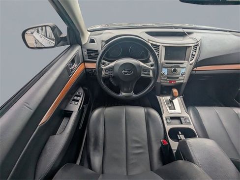 Used 2014 Subaru Outback 2.5i Limited image 15