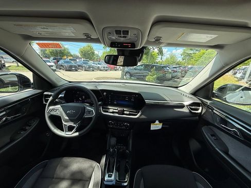 New 2026 Chevrolet TrailBlazer LT w/ Convenience Package AWD/4WD image 26