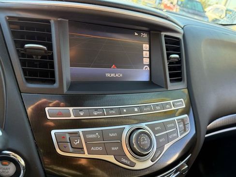 Used 2019 INFINITI QX60 Luxe w/ Essential Package image 23