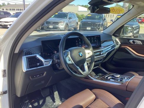 Used 2026 BMW X7 xDrive40i AWD/4WD image 16