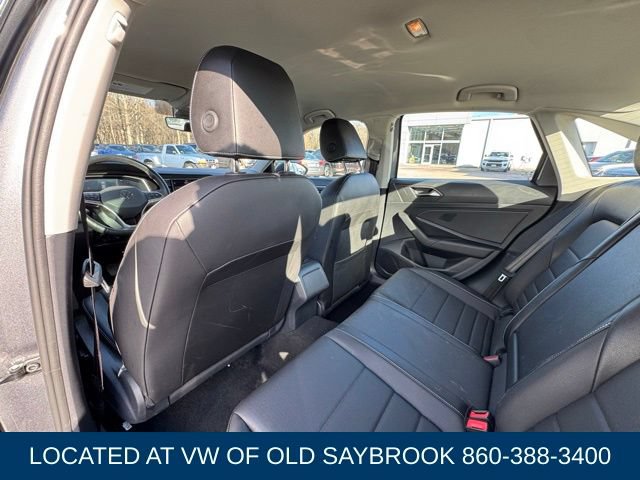 Used 2024 Volkswagen Jetta SE FWD image 11