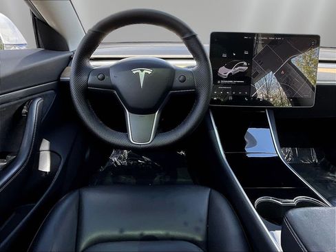 Used 2020 Tesla Model 3 Long Range AWD/4WD image 8