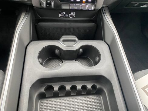 New 2026 RAM 1500 Big Horn AWD/4WD image 16