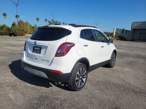 Used 2022 Buick Encore Preferred w/ Safety Package image 6