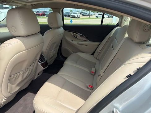 Used 2015 Buick LaCrosse Premium w/ Driver Confidence Package #1 FWD image 9