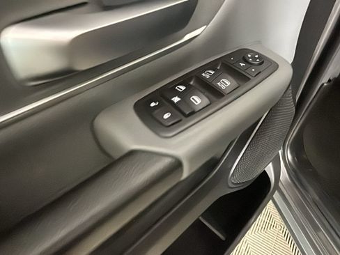 Used 2020 RAM 1500 Big Horn AWD/4WD image 13