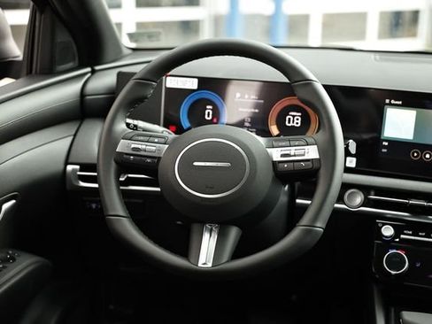 New 2026 Hyundai Tucson XRT image 17