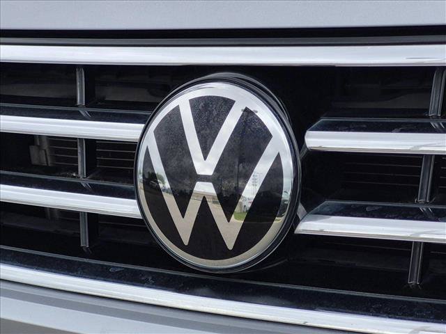 Used 2022 Volkswagen Tiguan SE FWD image 22