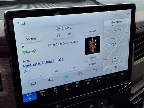 Used 2024 Ford Expedition Limited image 5